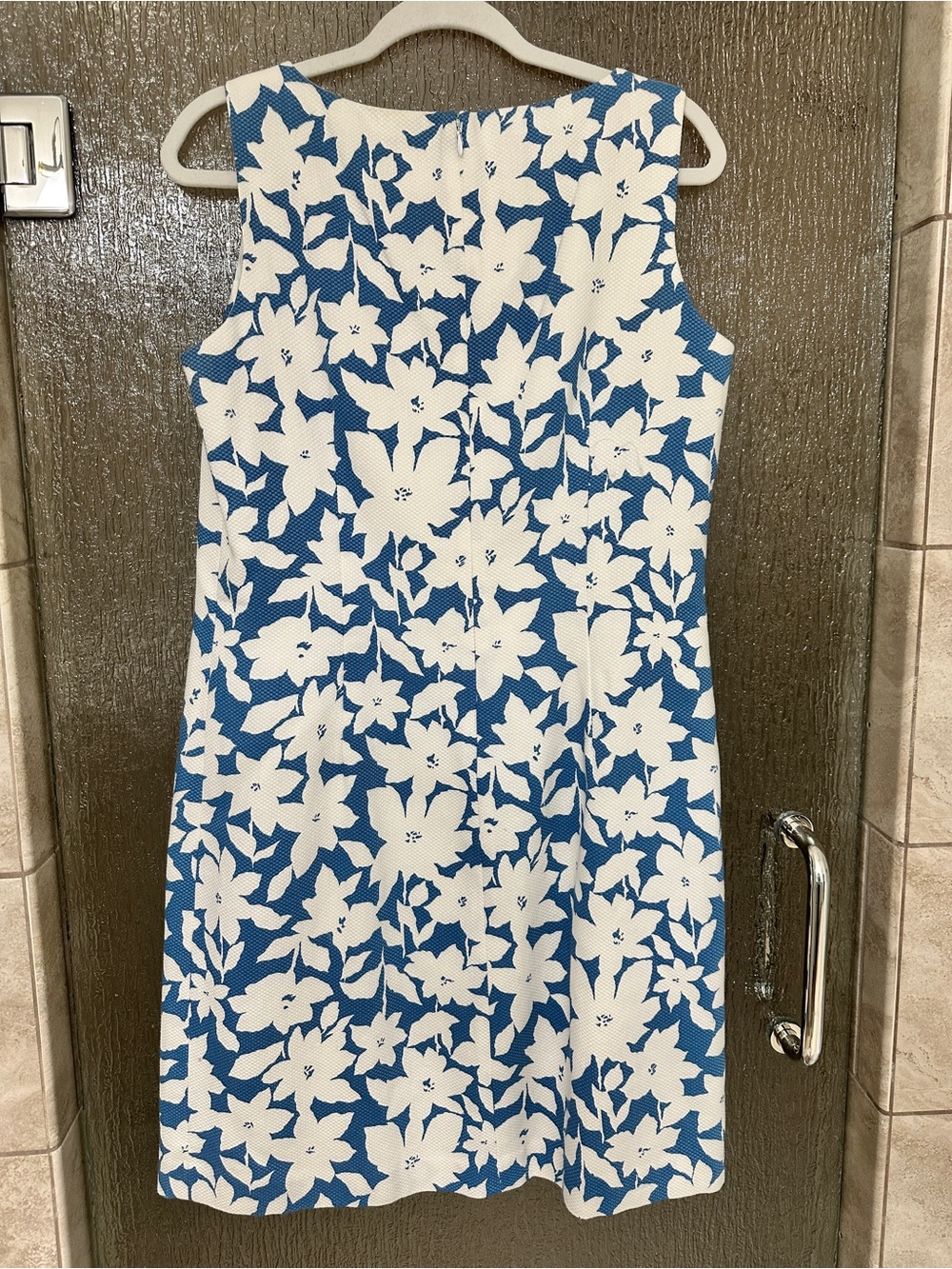 Talbots Blue and White Floral Shift Dress - Picture 5 of 15